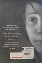 Load image into Gallery viewer, Invention of Hugo Cabret - Brian Selznick